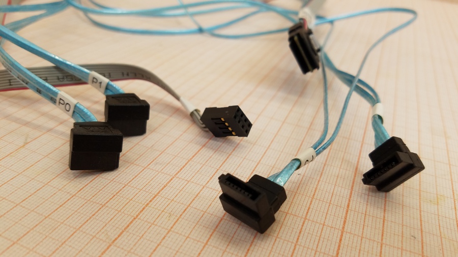 189-130-001 Кабель SFF SuperMicro CBL-0388L #3