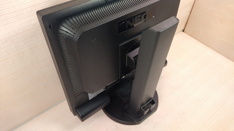 193-087-001 Монитор ЖК NEC EA192M-BK #5