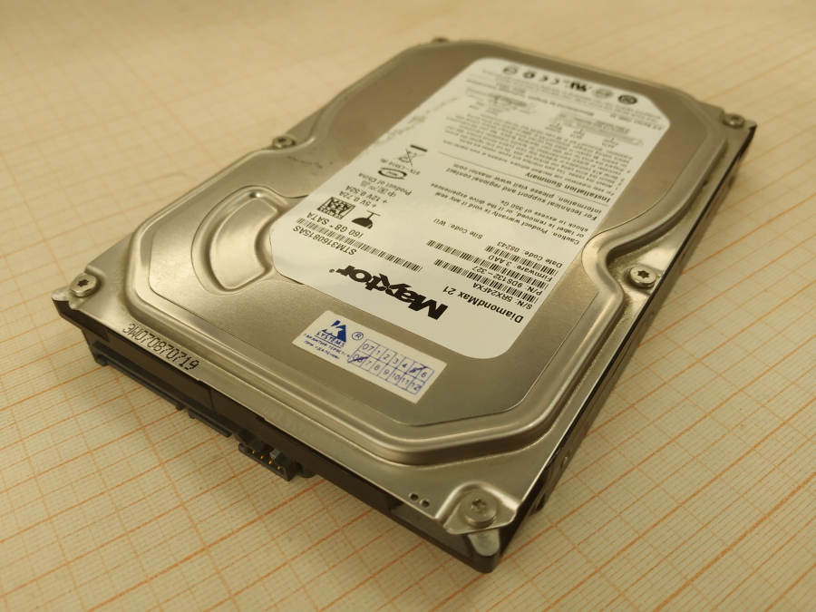 165-291-001 HDD 3.5" SATA MAXTOR DiamondMax 21 STM3160815AS #1