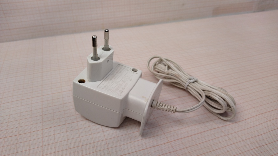 088-554-001 СЗУ для мобильных устройств BRAUN PI-41-77V #1