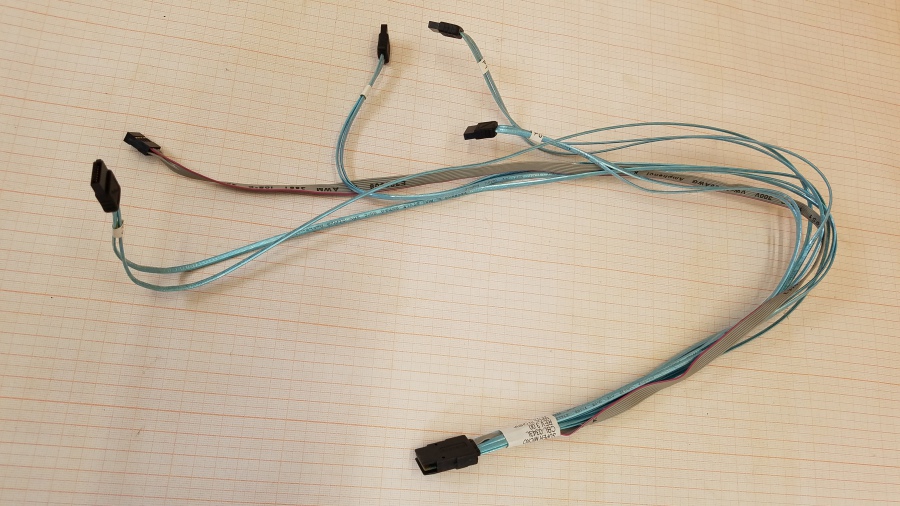 195-070-001 Кабель SFF SuperMicro CBL-0343L #1