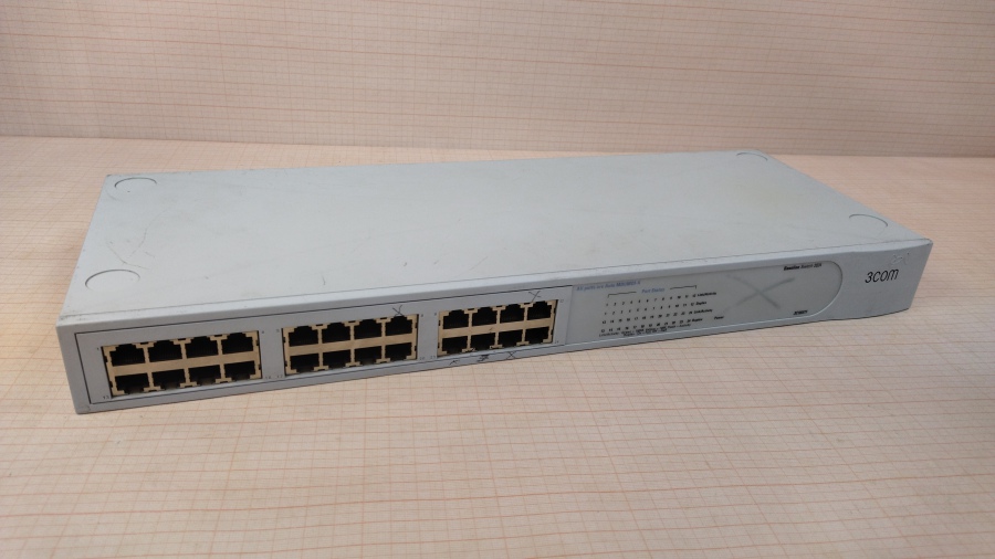 152-023-001 Коммутатор неуправляемый 3COM Baseline Switch 2024 #1