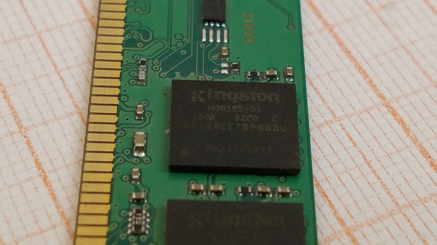 173-166-001 DDR3 1333/1600 DIMM KINGSTON KVR16N11S8/4 #3