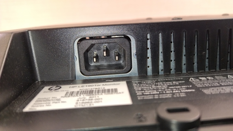 199-004-010 Монитор ЖК HP LE1901w #7