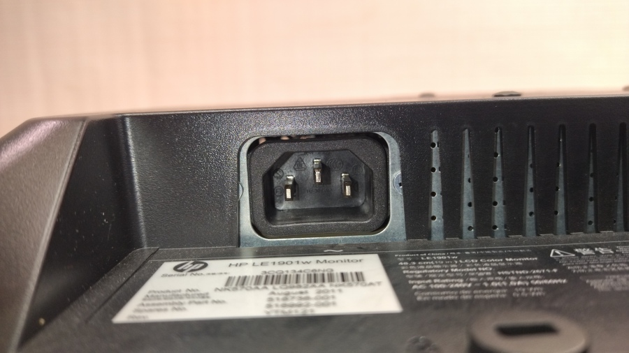 199-004-012 Монитор ЖК HP LE1901w #7