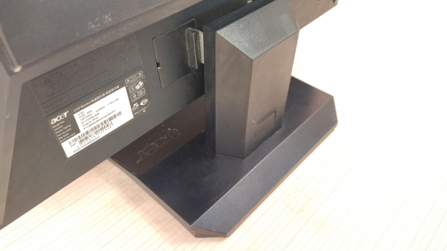 199-019-004 Монитор ЖК ACER V193 DOb #5