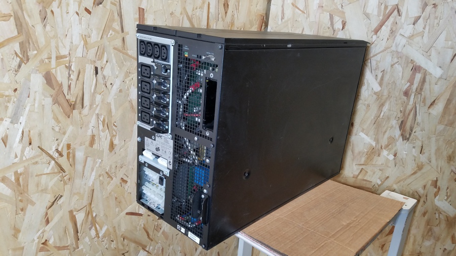 194-039-003 Источник бесперебойного питания APC Smart-UPS RT 8000 VA #3