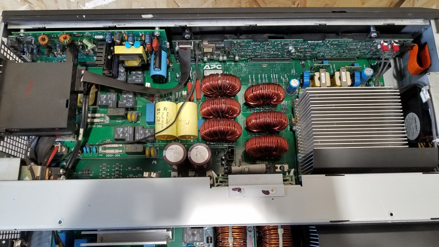 194-039-003 Источник бесперебойного питания APC Smart-UPS RT 8000 VA #9