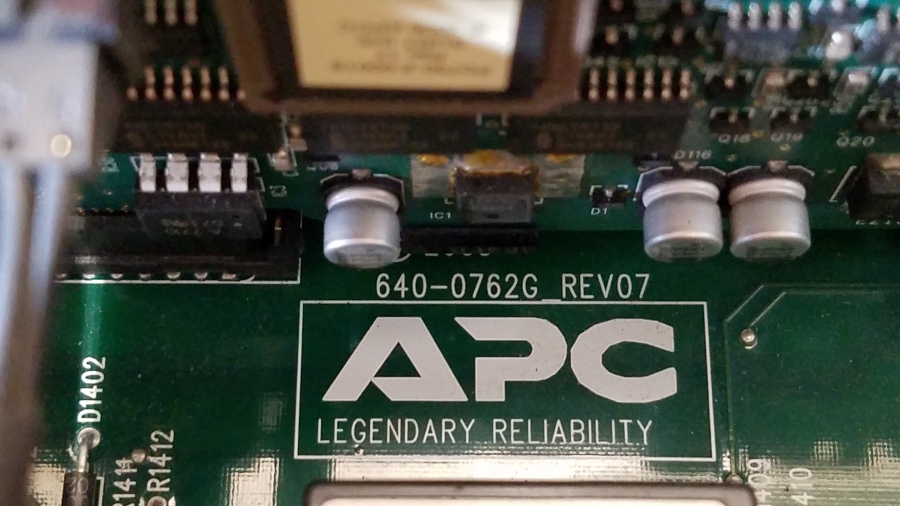 194-039-003 Источник бесперебойного питания APC Smart-UPS RT 8000 VA #10