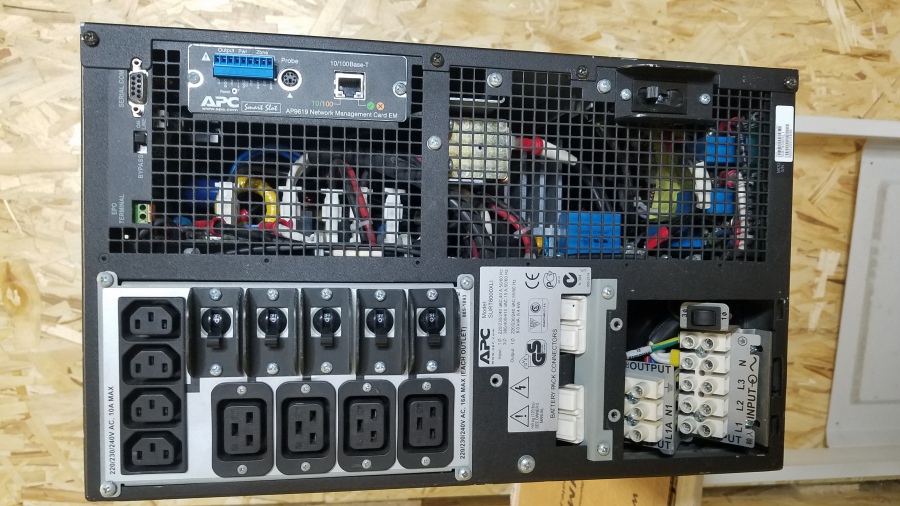 194-039-004 Источник бесперебойного питания APC Smart-UPS RT 8000 VA #4