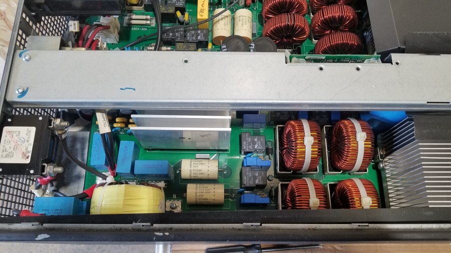 194-039-004 Источник бесперебойного питания APC Smart-UPS RT 8000 VA #9