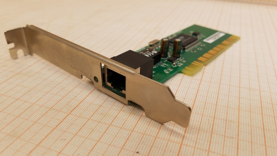 199-042-001 LAN D-LINK DFE-520TX #1