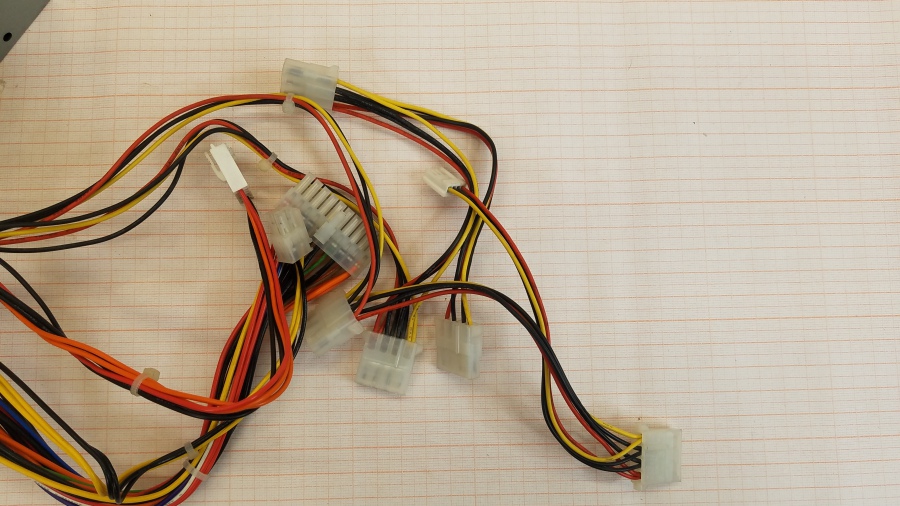 111-040-001 БП ATX v1.X  POWER ONE 250 ATX-8P4-2R #4