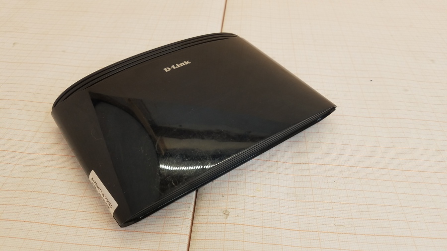 111-064-001 Коммутатор неуправляемый D-LINK DES-1008D/J2 #1