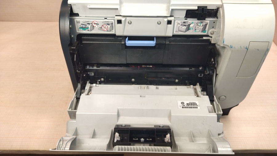 149-082-003 МФУ HP Color LaserJet CM2320nf #17