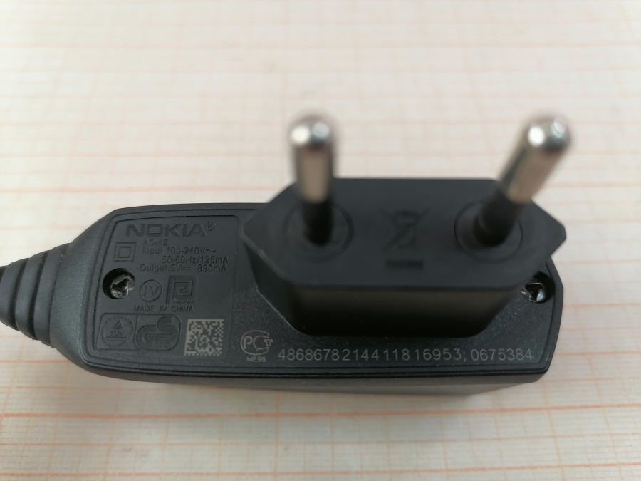 111-106-001 СЗУ для мобильных устройств NOKIA AC-4E #2