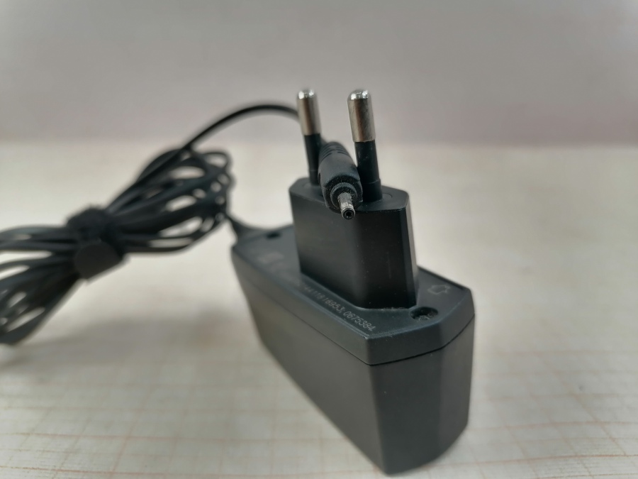 111-106-001 СЗУ для мобильных устройств NOKIA AC-4E #6