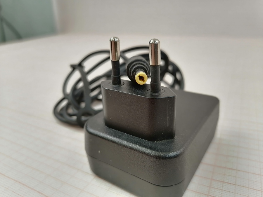 111-133-001 СЗУ для мобильных устройств HP HP-AC010L6E #6