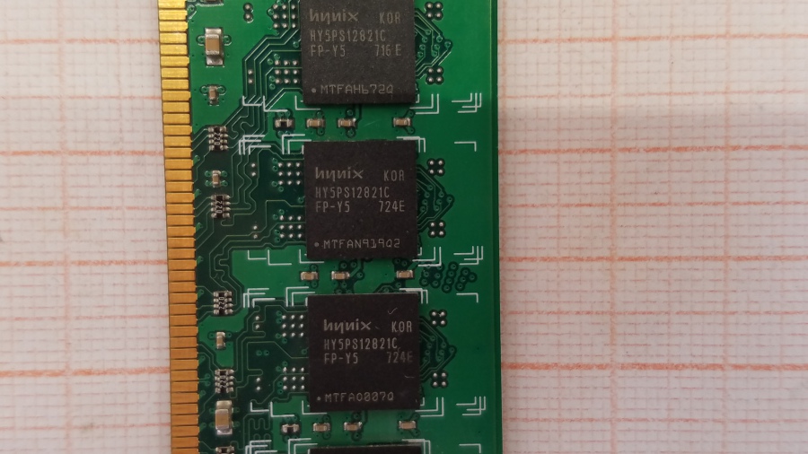 165-349-001 DDR2 DIMM HYNIX HYMP512U64CP8-Y5 #4