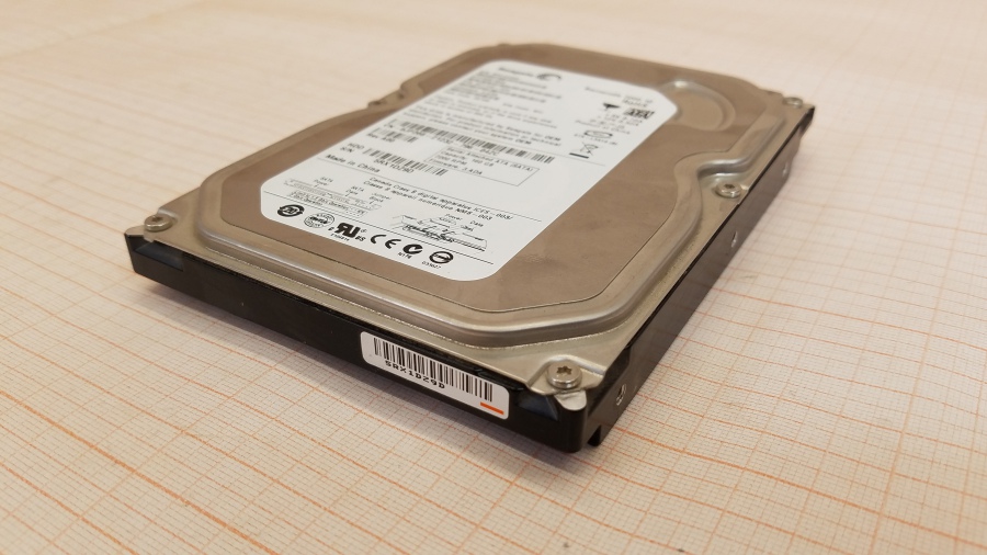 199-072-001 HDD 3.5" SATA SEAGATE Barracuda ST3160815AS #1