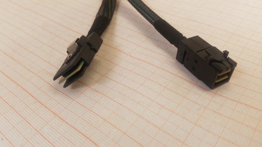 189-150-001 Кабель SFF Adaptec CBL-00117-01-A-R #2