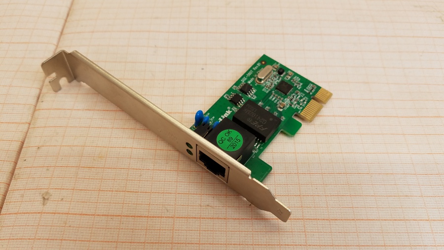 174-138-002 LAN D-LINK DGE-560T #1