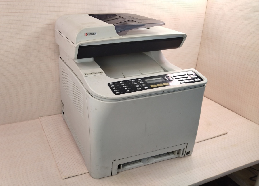 042-029-001 МФУ KYOCERA FS-C1020MFP #1
