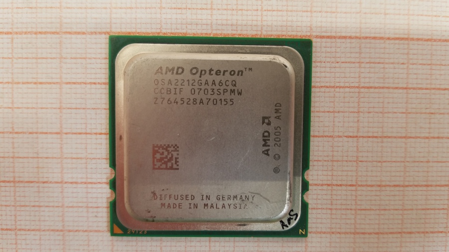 165-426-001 CPU Socket F <1207> AMD Opteron 2212 #1