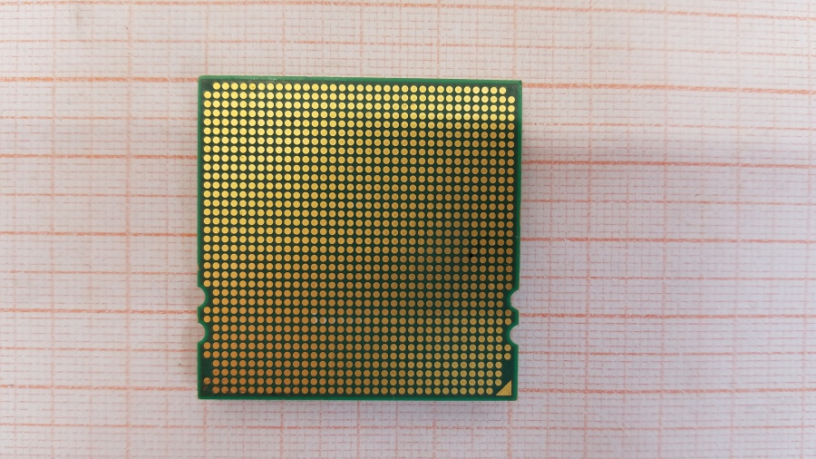 165-426-001 CPU Socket F <1207> AMD Opteron 2212 #2
