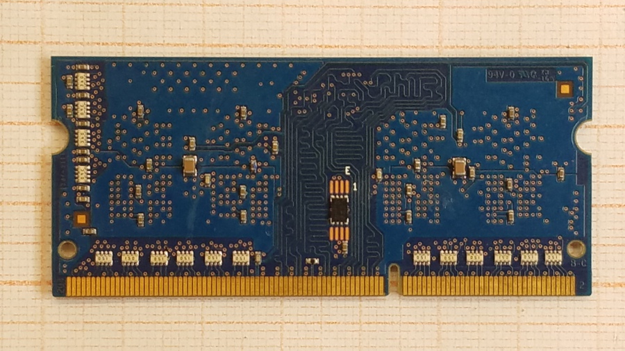 165-469-001 DDR3 SO-DIMM HYNIX HMT312S6BFR6C-H9 #2