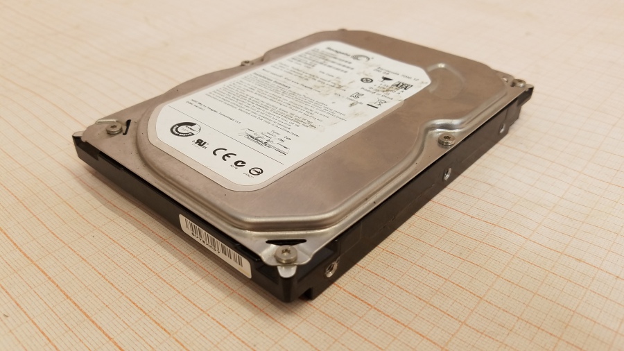 165-379-002 HDD 3.5" SATA SEAGATE Barracuda ST250DM000 #1
