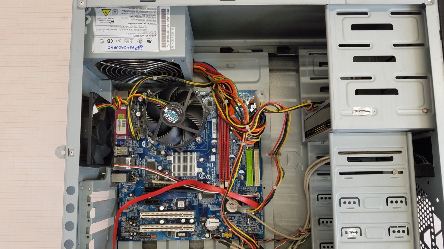 151-007-001 Системный блок GIGABYTE GA-VM900M #10