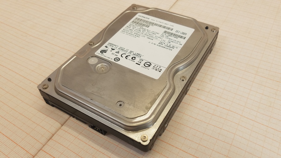 157-025-001 HDD 3.5" SATA HITACHI Deskstar 7K1000.C HDS721032CLA362 #1