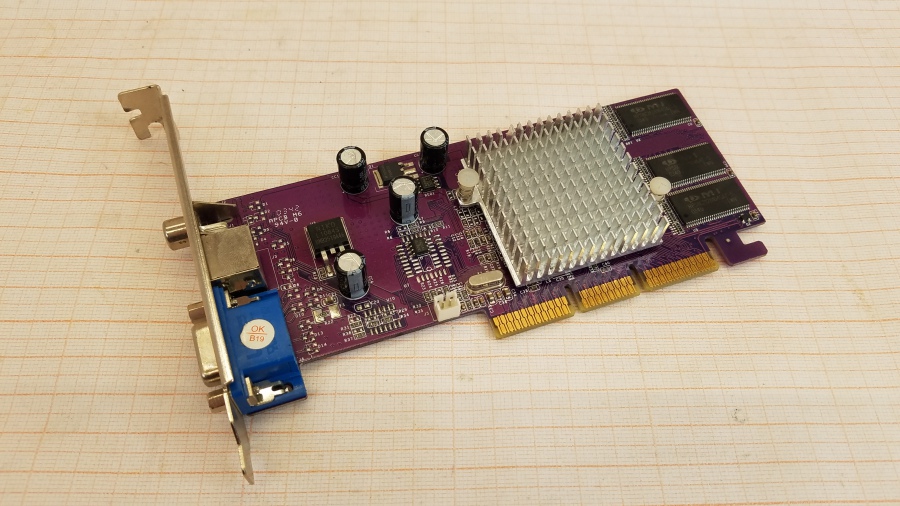 165-528-001 VGA NVIDIA GeForce4 MX440 #1