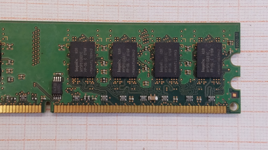 148-006-001 DDR2 DIMM HYNIX HYMP125U64CP8-S6 #3