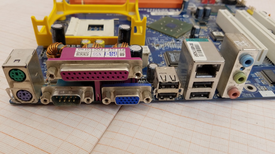 165-552-001 MB mPGA478 GIGABYTE GA-8I865GVME #4