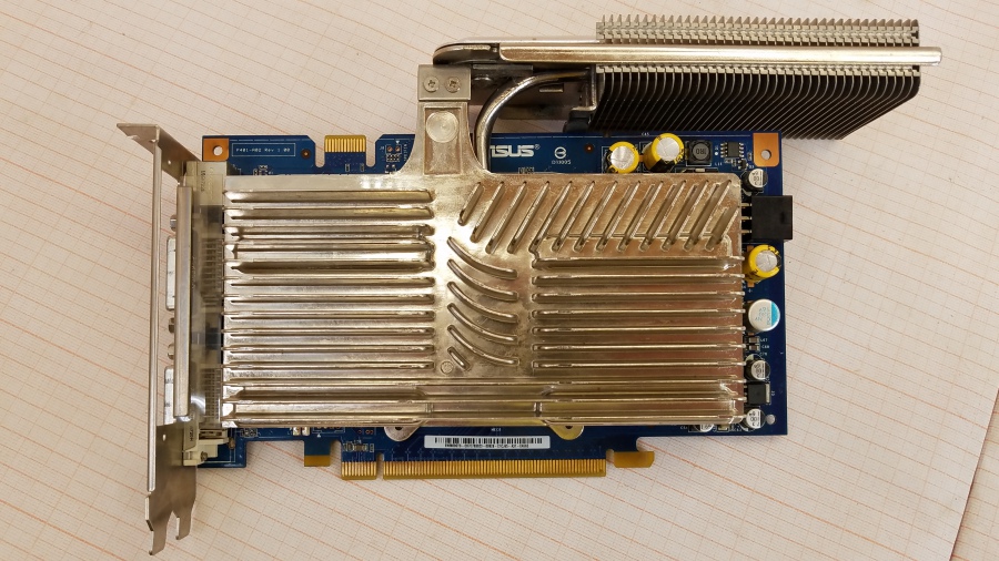 147-069-001 VGA PCI-E ASUS GeForce 8600 GTS #2