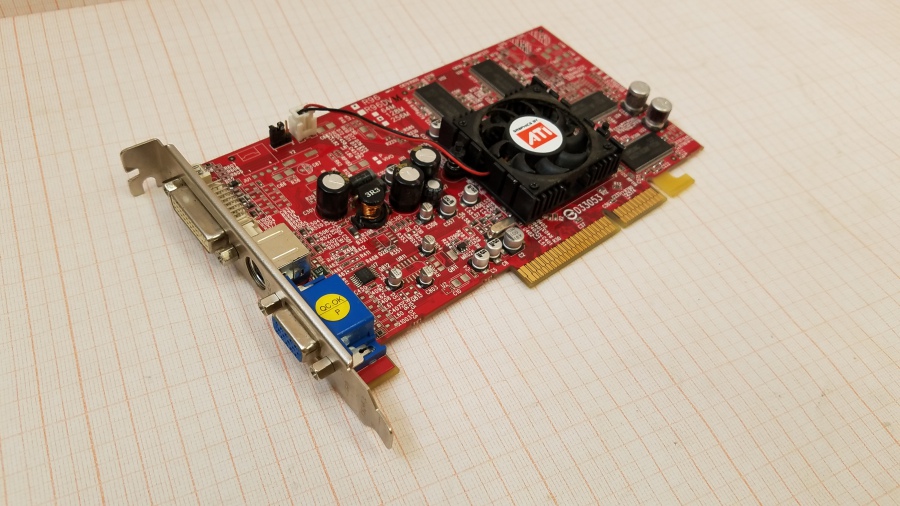 165-563-001 VGA ATi Radeon 9600 #1