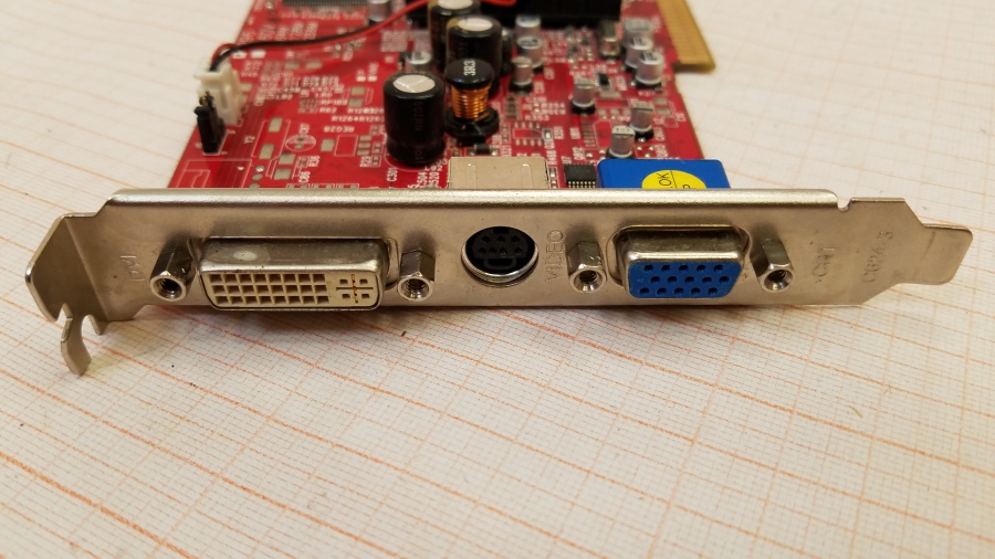 165-563-001 VGA ATi Radeon 9600 #4