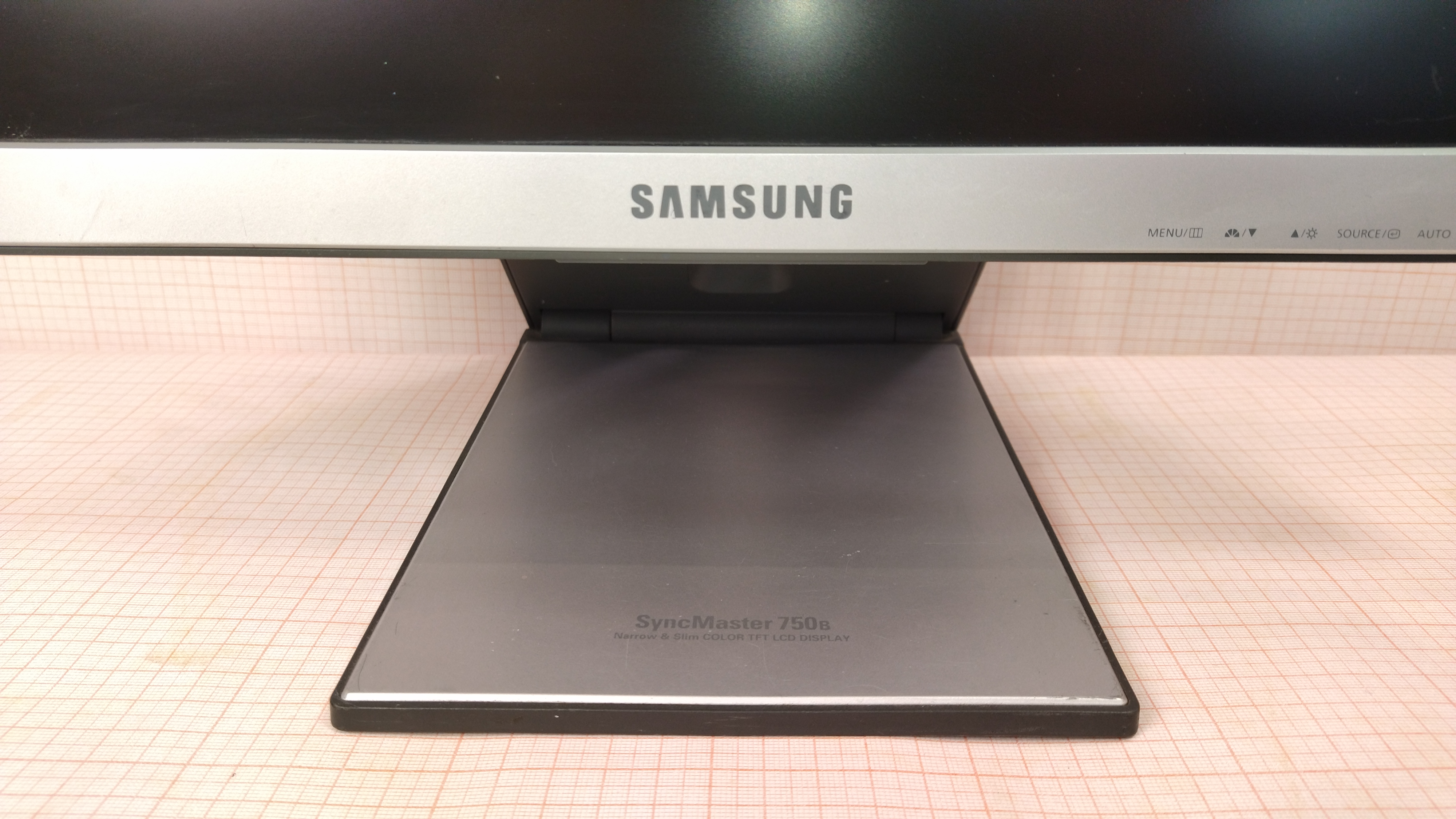 samsung syncmaster 750b