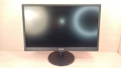 monitor philips 233v led