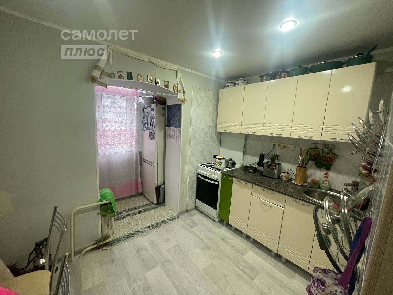 Квартира на продажу в Небуге, Центральная улица, 5 фото №1
