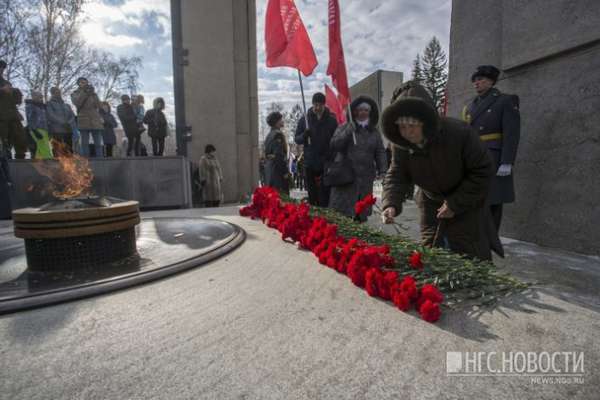 23 февраля члены и сторонники Новосибирского РО ПВО возложат цветы к Вечному огню 23 февраля члены и сторонники Новосибирского РО ПВО возложат цветы к Вечному огню