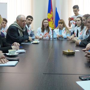 Члены Регионального отделения ПВО не только словом, но и делом поддерживают В.В. Путина