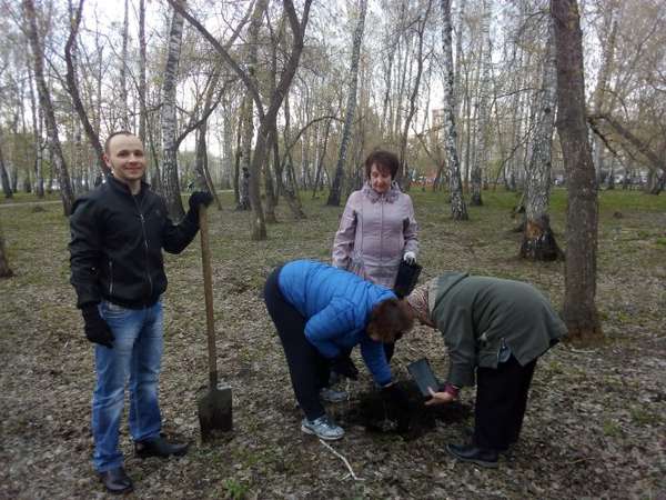 "День посадки леса" активистами ПВО в Новосибирске