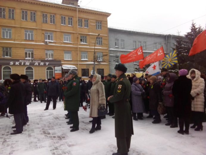 Новосибирское ПВО на возложении цветов в честь трудового подвига ленинградцев