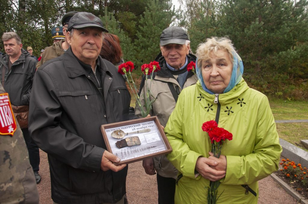 Поисковый отряд ПВО принял участие в захоронении бойцов на Невском пятачке