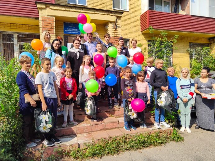 ПВО в Раменском провели акцию "собери ребенка в школу"