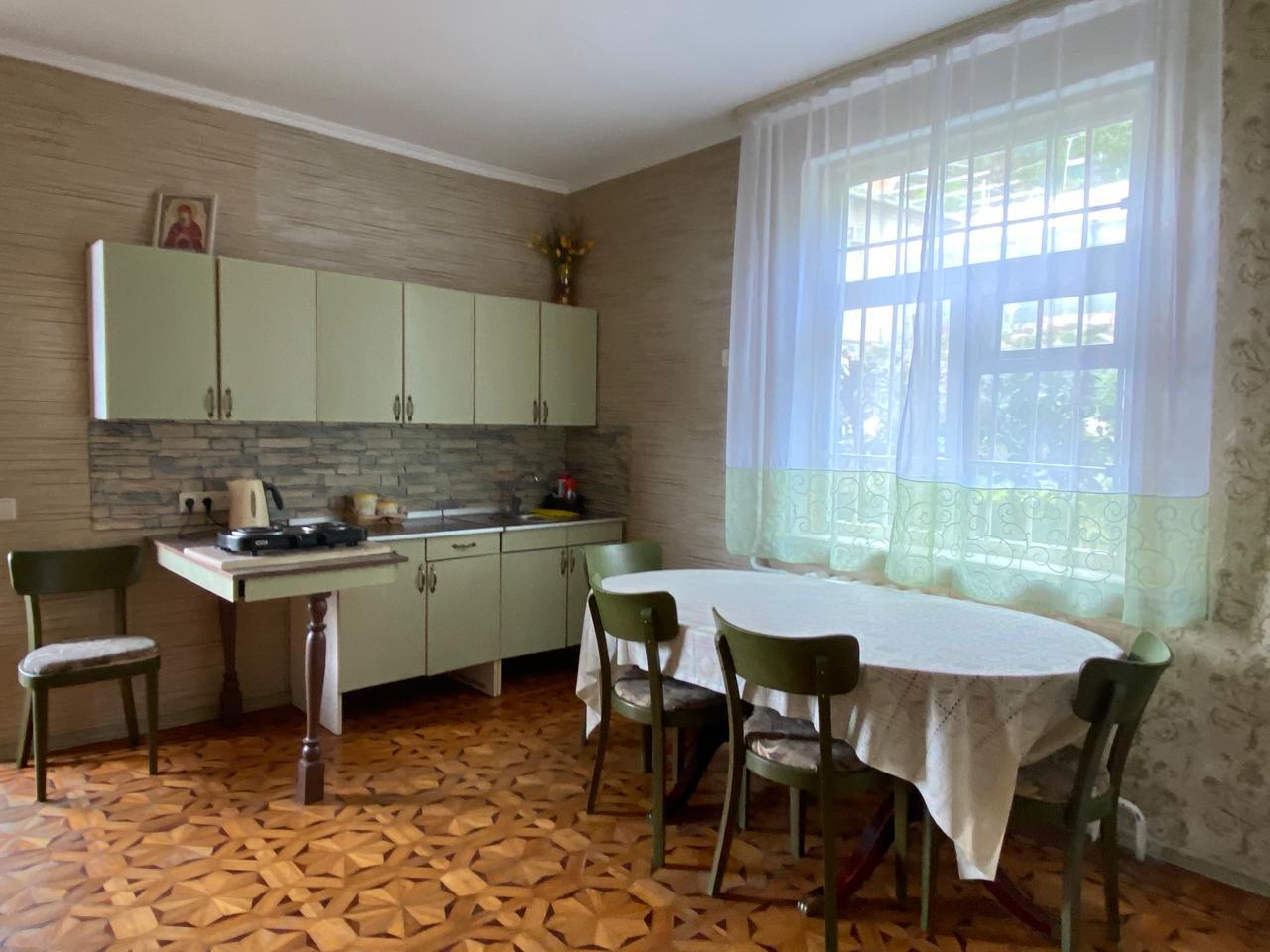 Этаж под ключ в гостевом доме "Марго", Гагра — фото 4