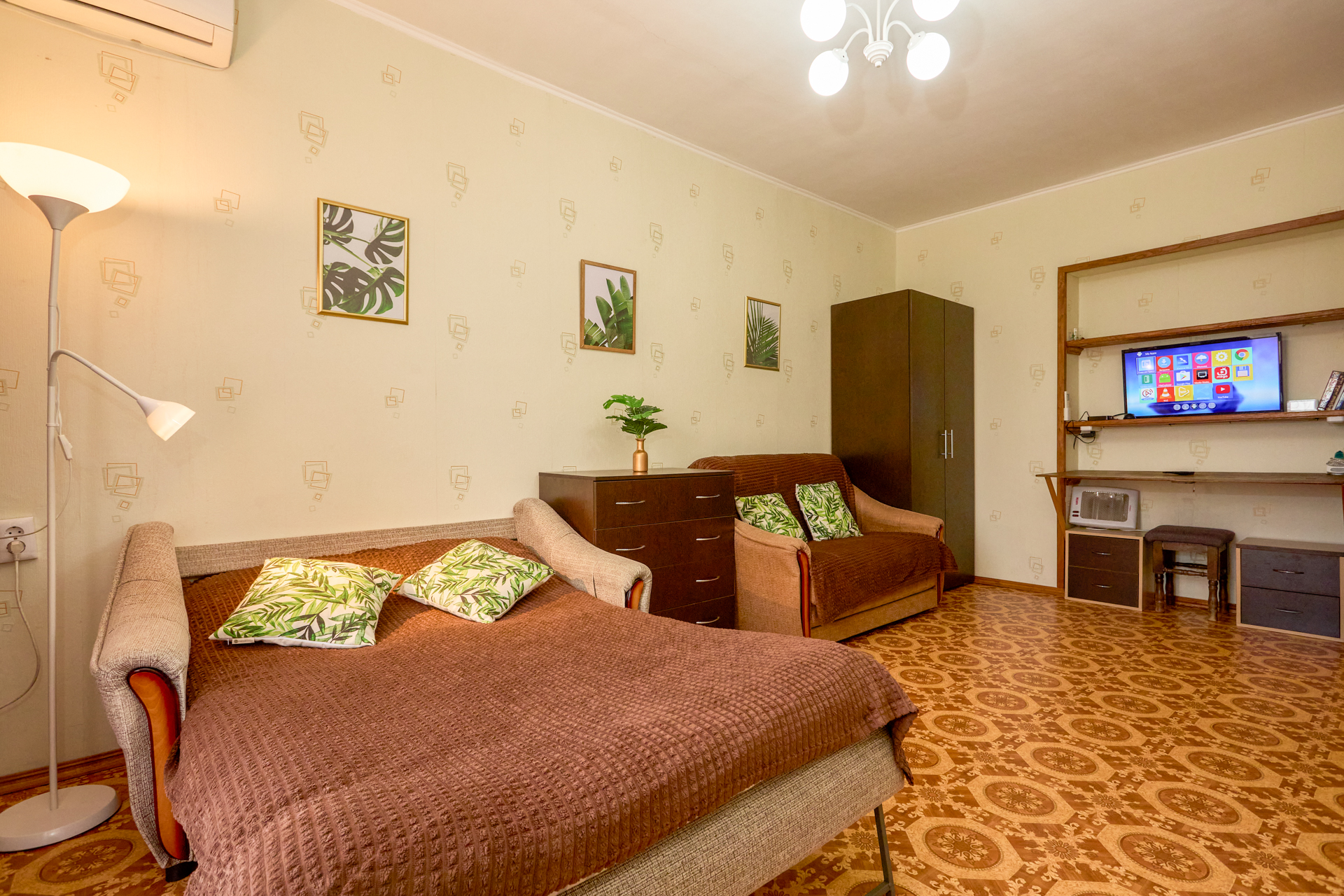 Фото Квартира у песочного пляжа в Сухуме 10